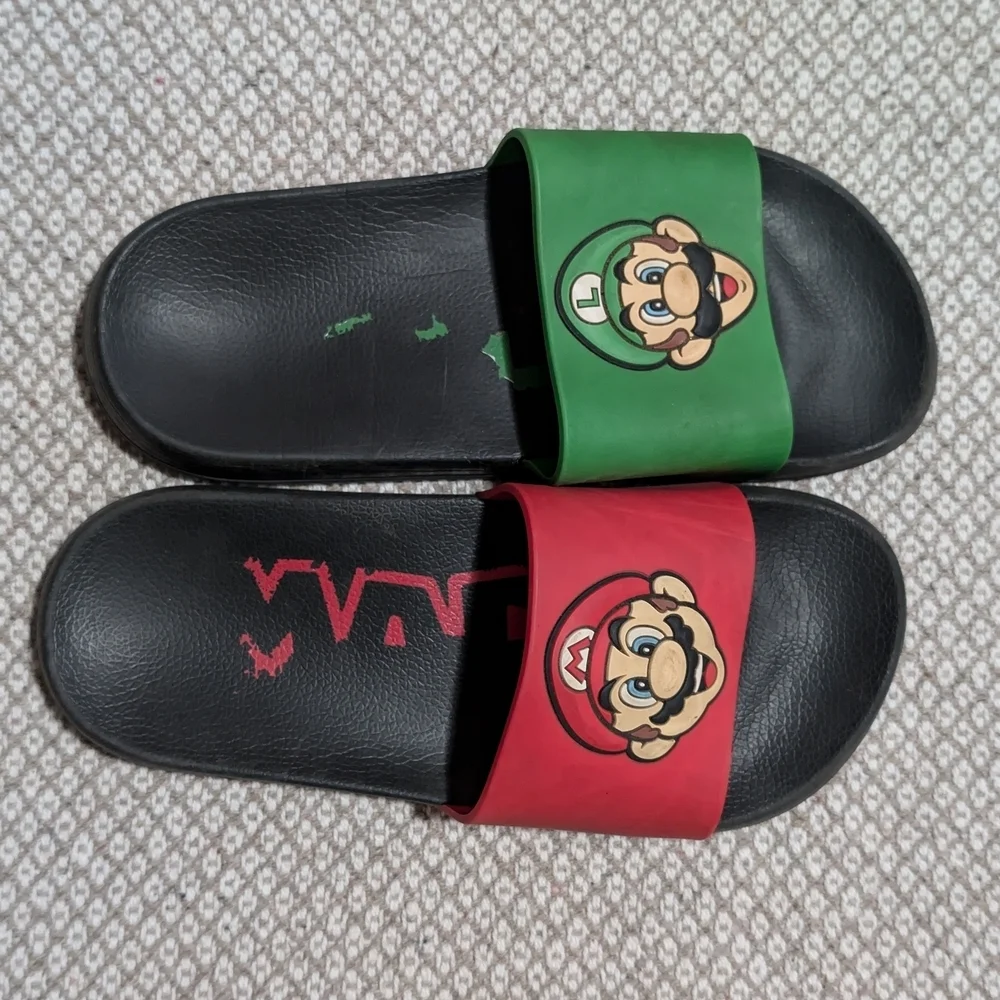Nintendo Red and Green Kids Sandals